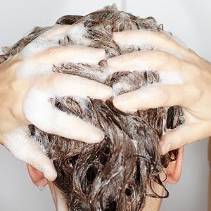 اشتباهات رایج در مراقبت از مو